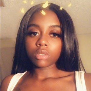 Meet your Posher, Ari